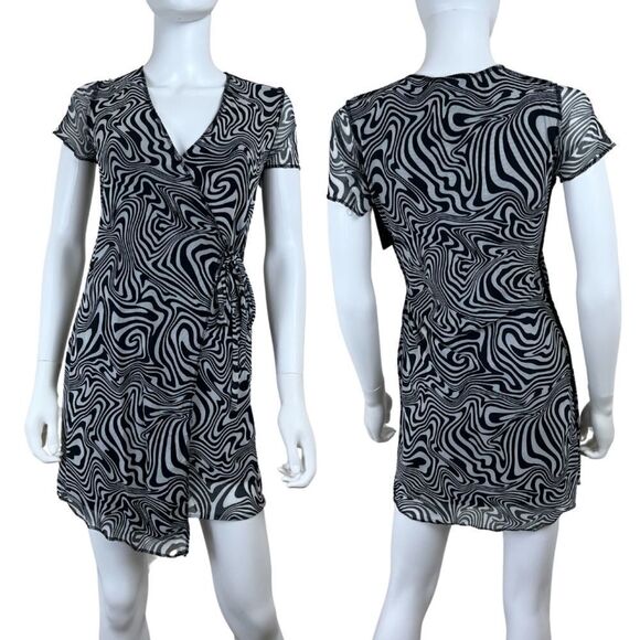 Caution To The Wind Women Size S Black Faux Wrap Mini NEW Dress Pullover Retro - Picture 1 of 13